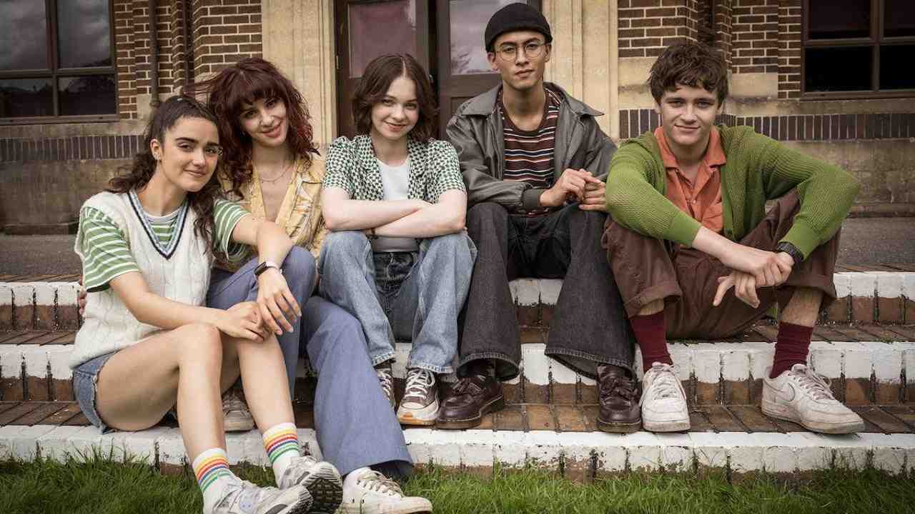 مسلسل A Good Girl’s Guide to Murder الموسم الاول الحلقة 1 الاولى مترجمة